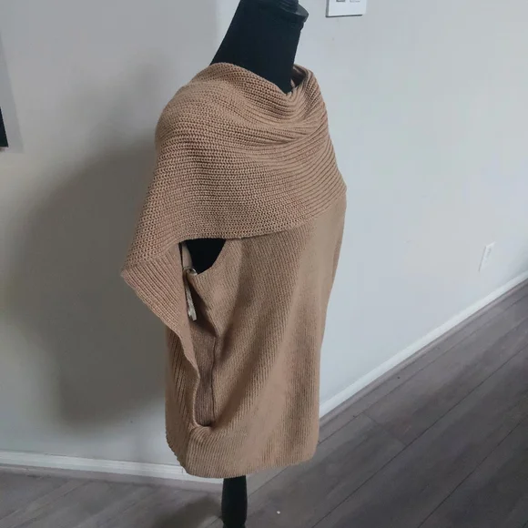 NWT CHICO'S Women's Camel Sleeveless with Cover-Up Sweater Size 3 US XL - Picture 3 of 9